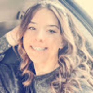 Meet your Posher, Claire